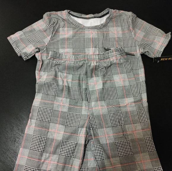 Biker short set, sizes small/medium. Plaid like detail - Picture 5 of 5